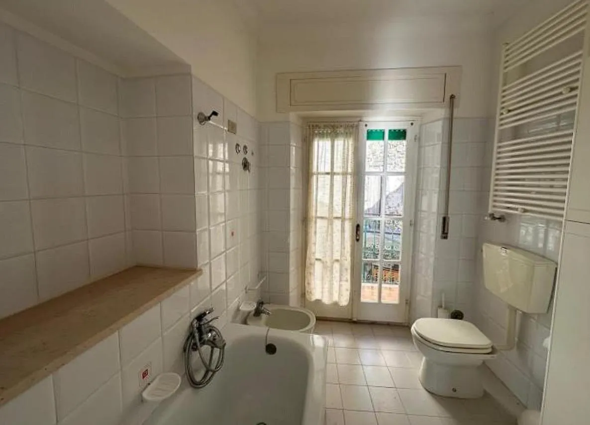 Homestay Central Venice !!